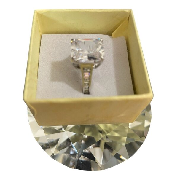 Sterling Silver Princess Cut CZ Ring Baguette Accent Statement Engagement - Picture 8 of 8